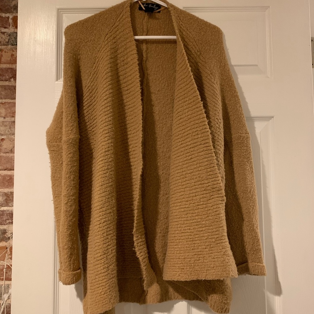 Cardigan! - Picture 2 of 3